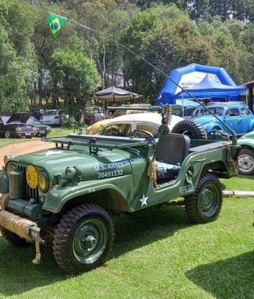 FORD JEEP CJ-5 FORD JEEP CJ-5